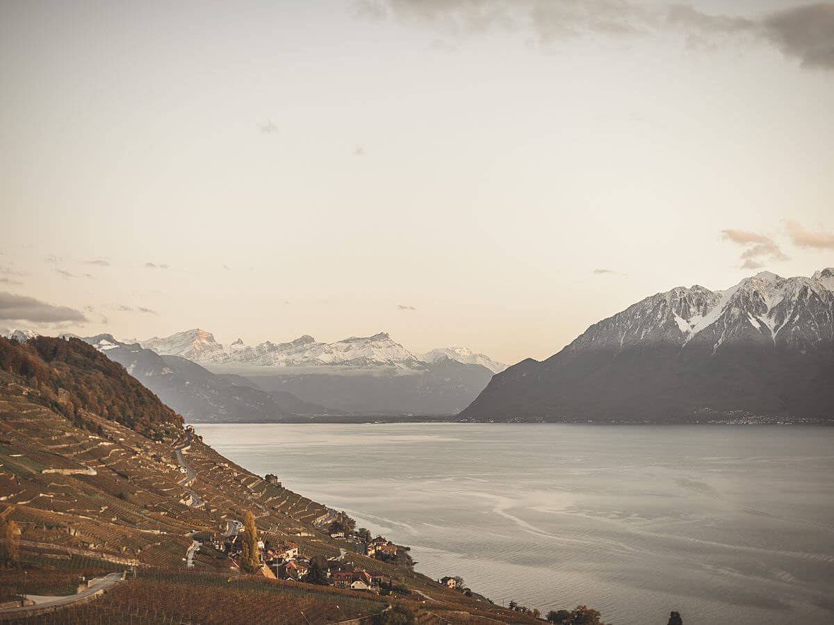 Marie-Montibert_Seance-Engagement_Automne-Vignes-Lavaux-Vue_Rouille-Amour_120_BLOG